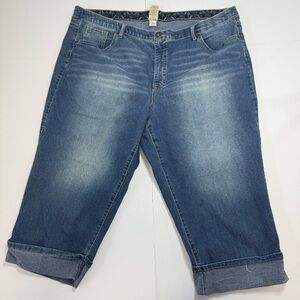 Faded Glory Capri Jeans Women 24W Blue Denim Cuffed Stretch Mid Rise Plus Size